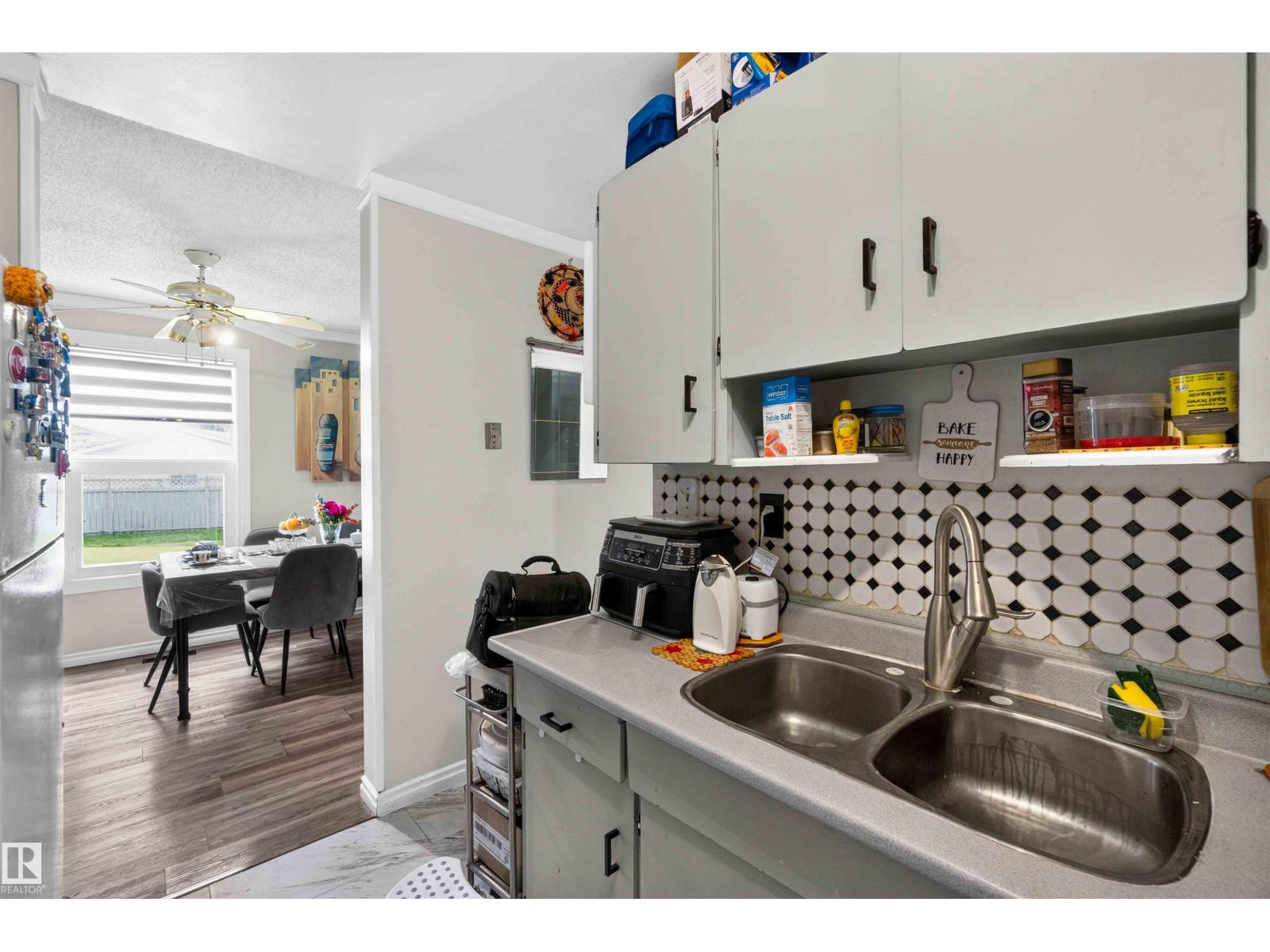 17127 109 Street NW - Photo 14