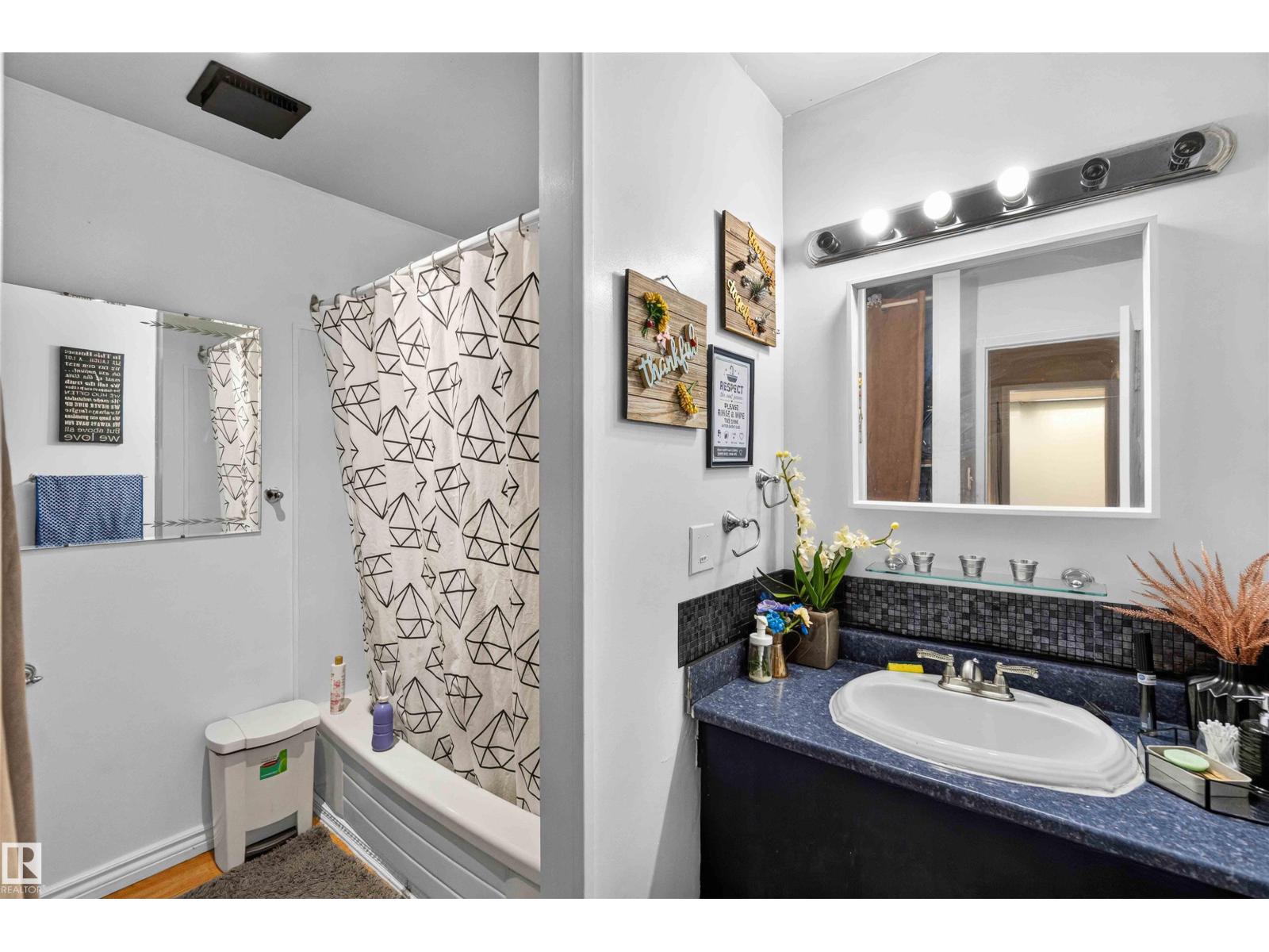 17127 109 Street NW - Photo 16