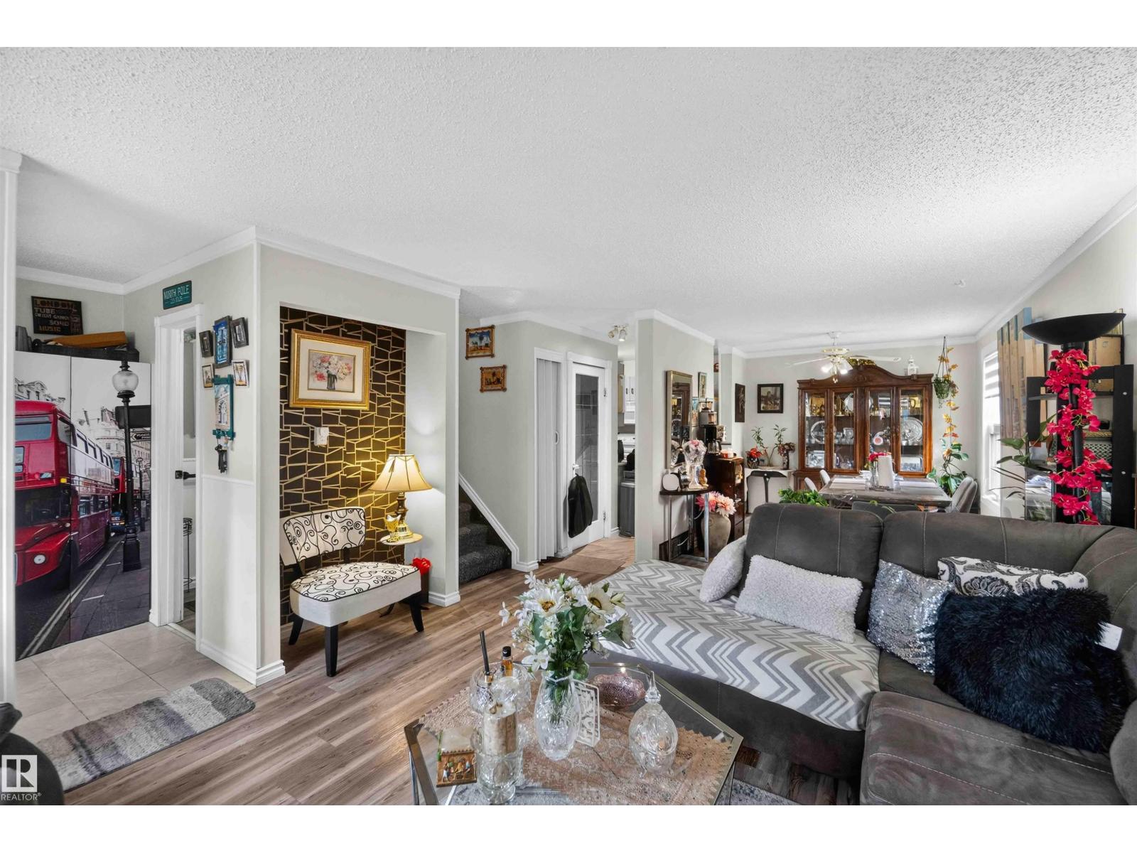 17127 109 Street NW - Photo 7