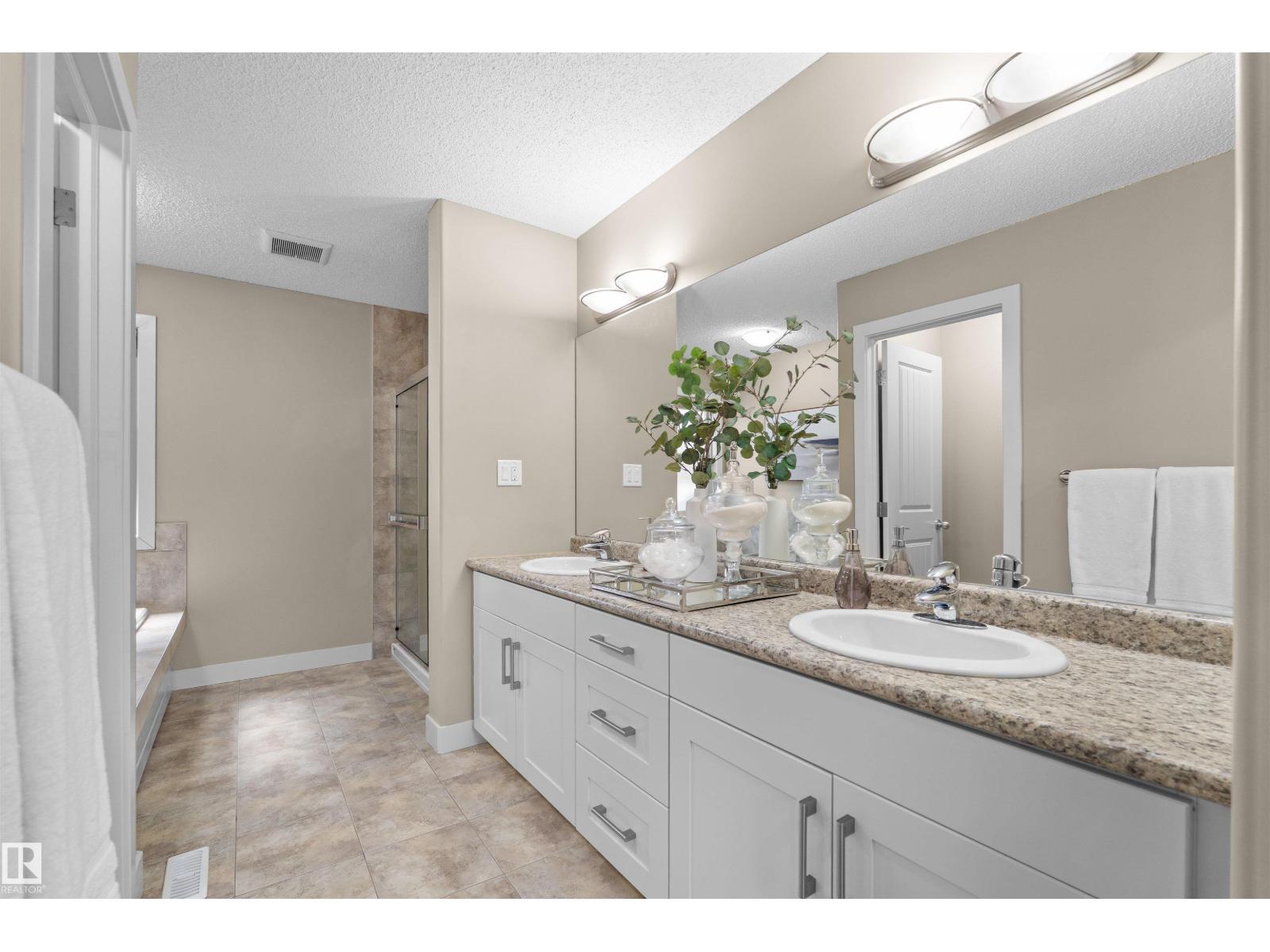 843 ARMITAGE WD SW - Photo 22