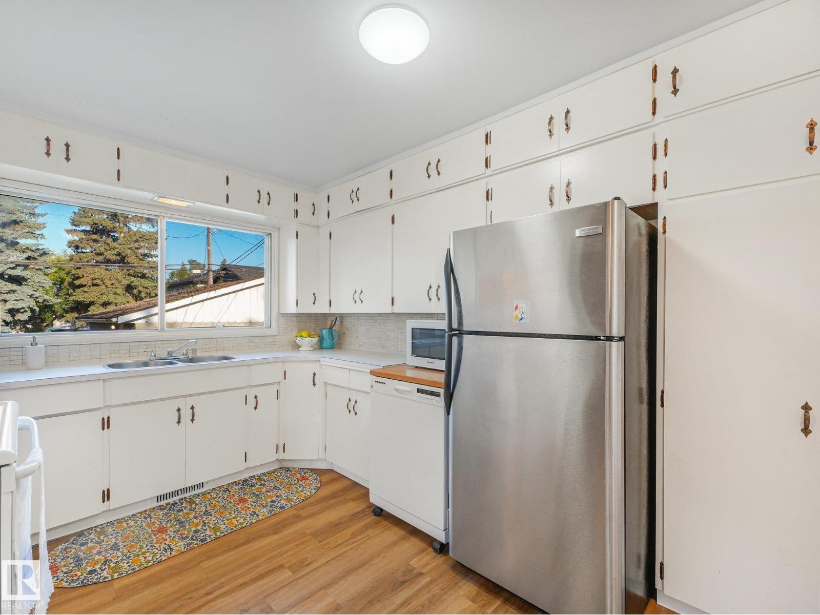 6112 105A Street NW - Photo 13