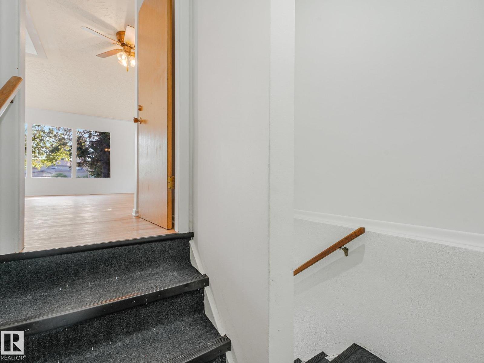 6112 105A Street NW - Photo 26