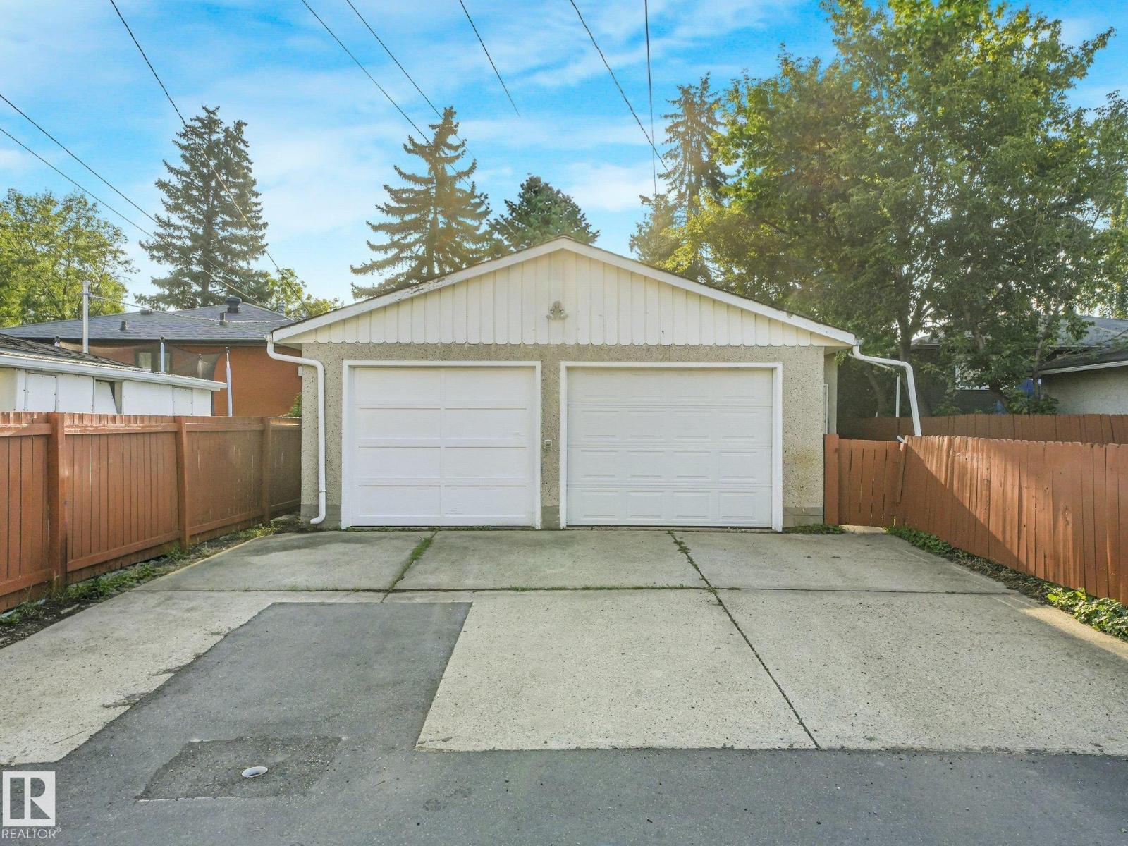 6112 105A Street NW - Photo 47