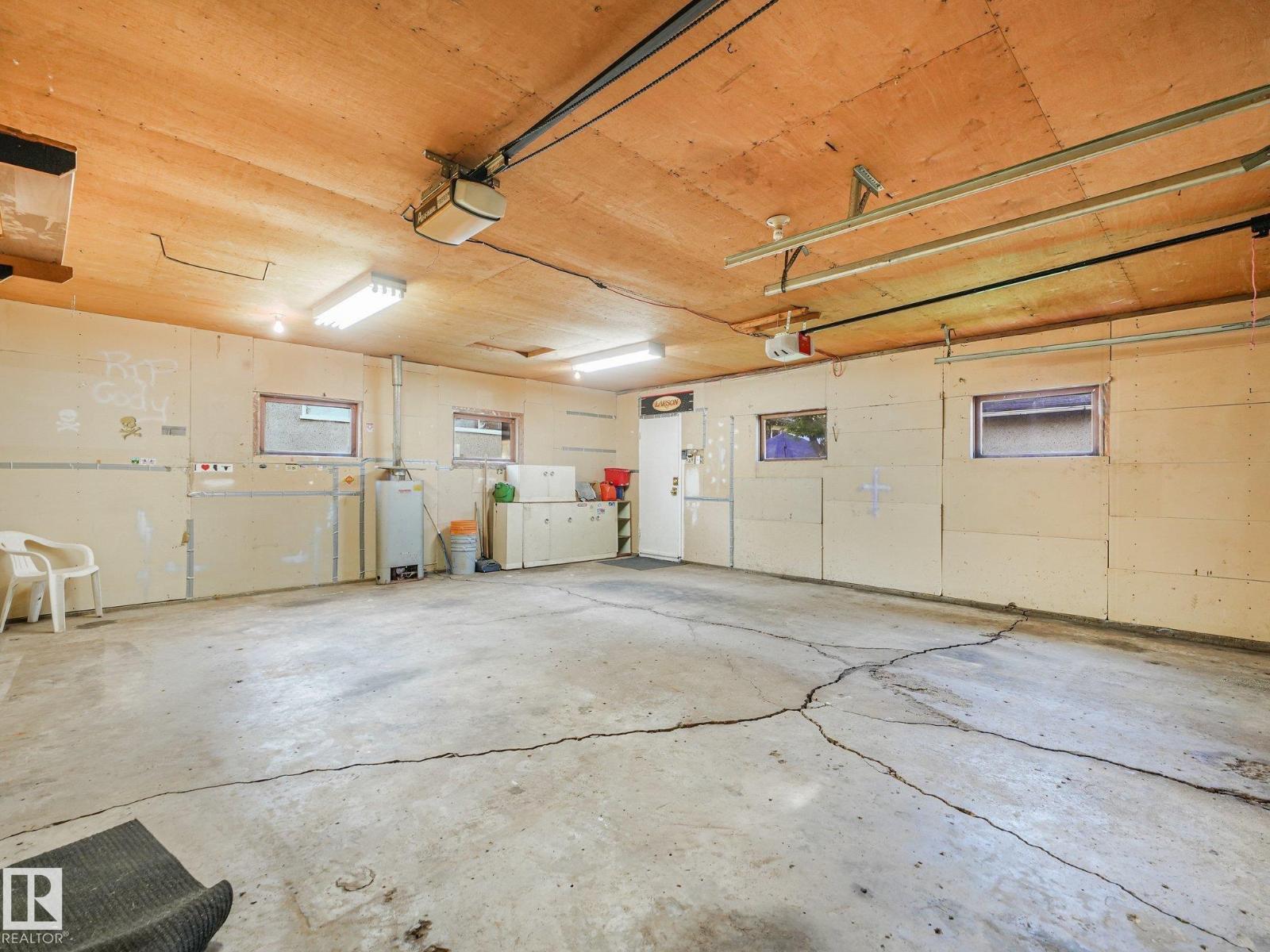 6112 105A Street NW - Photo 48
