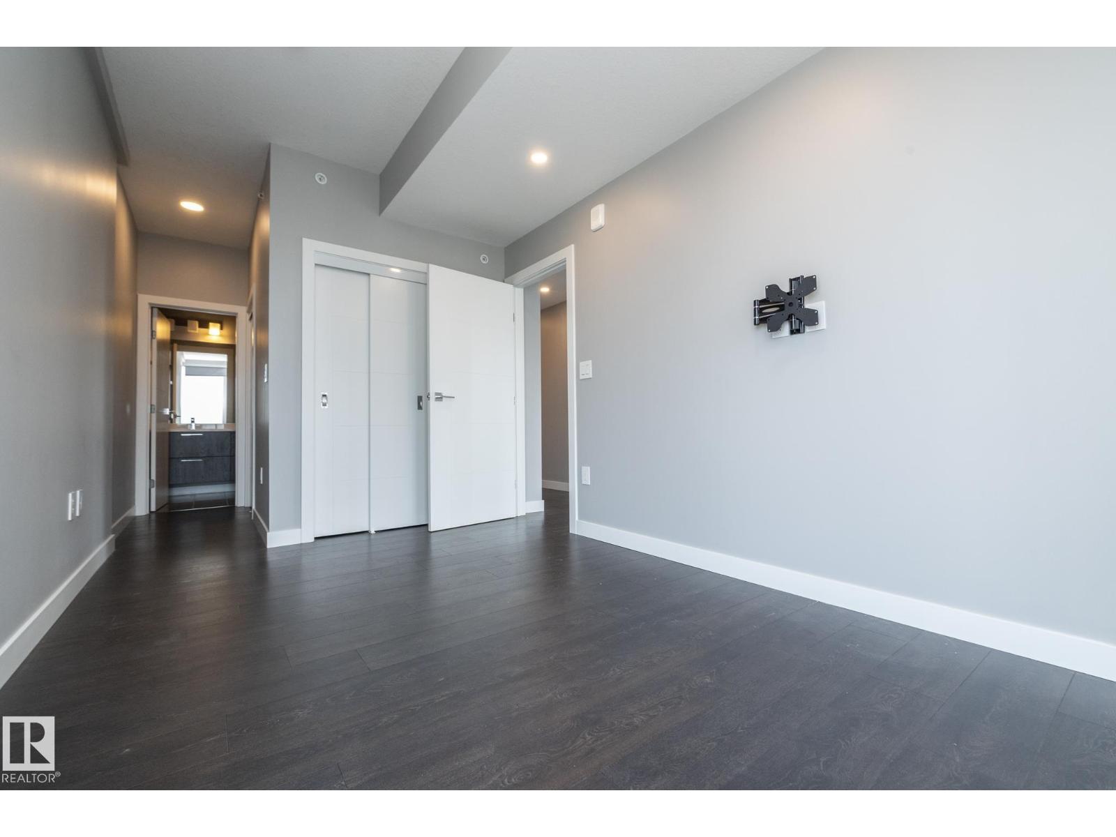 #1801 10180 103 ST NW - Image 16