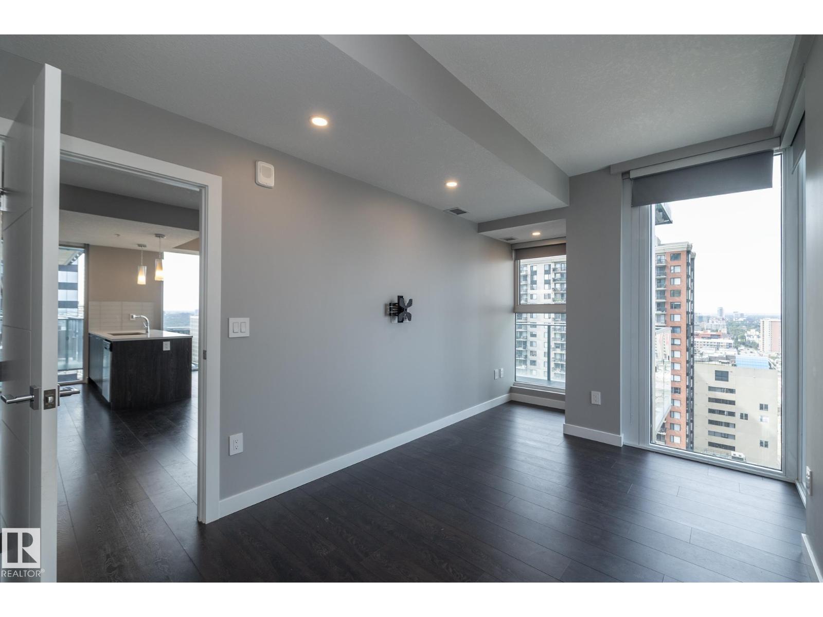 #1801 10180 103 ST NW - 18