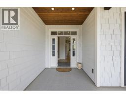 9336 Jorgensen Place, Halfmoon Bay, BC V7Z1B4 Photo 31