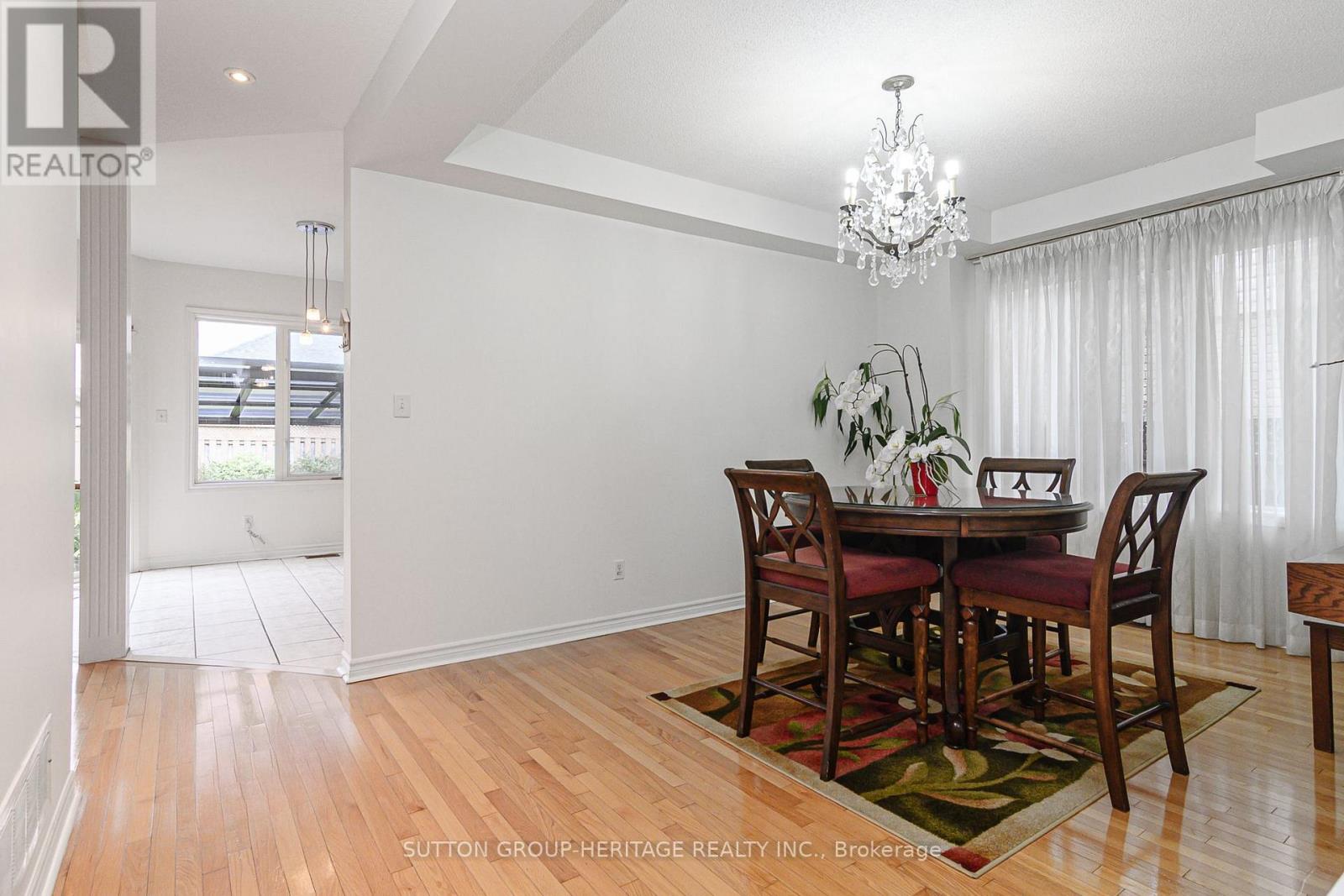 4 DIVINE DRIVE - Image 10