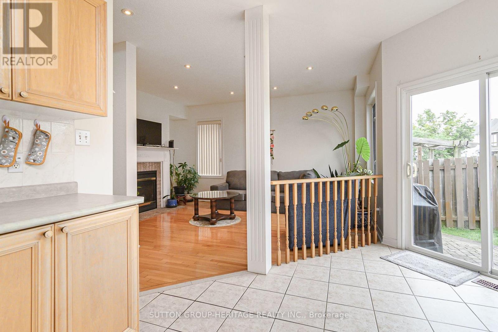 4 DIVINE DRIVE - Image 16