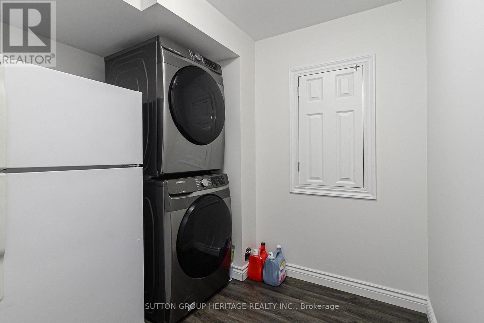 4 DIVINE DRIVE - Image 23