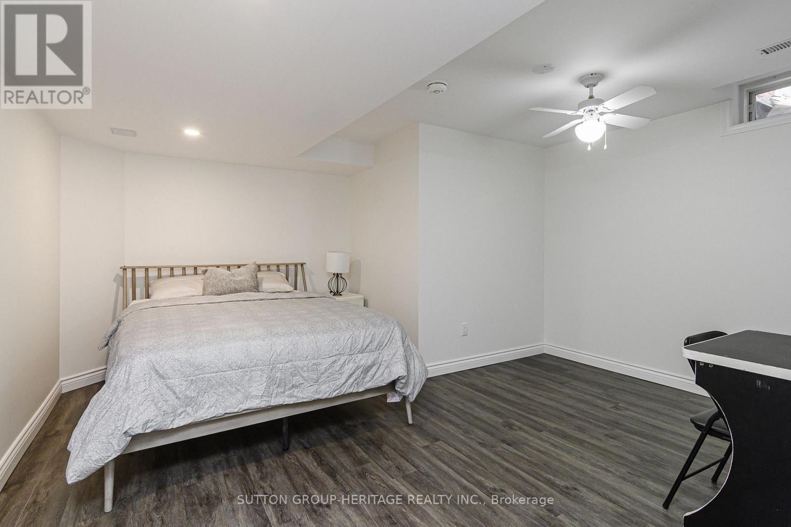4 DIVINE DRIVE - Image 24