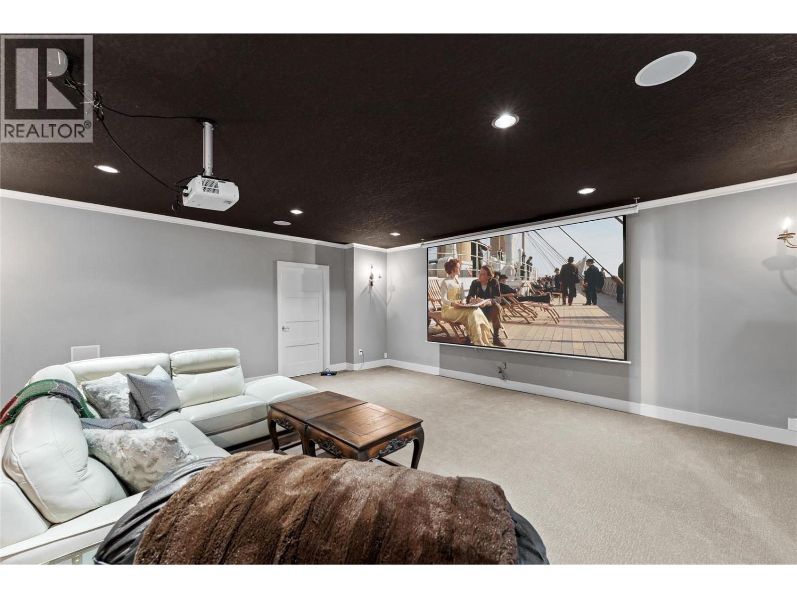 1825 Scott Crescent, West Kelowna