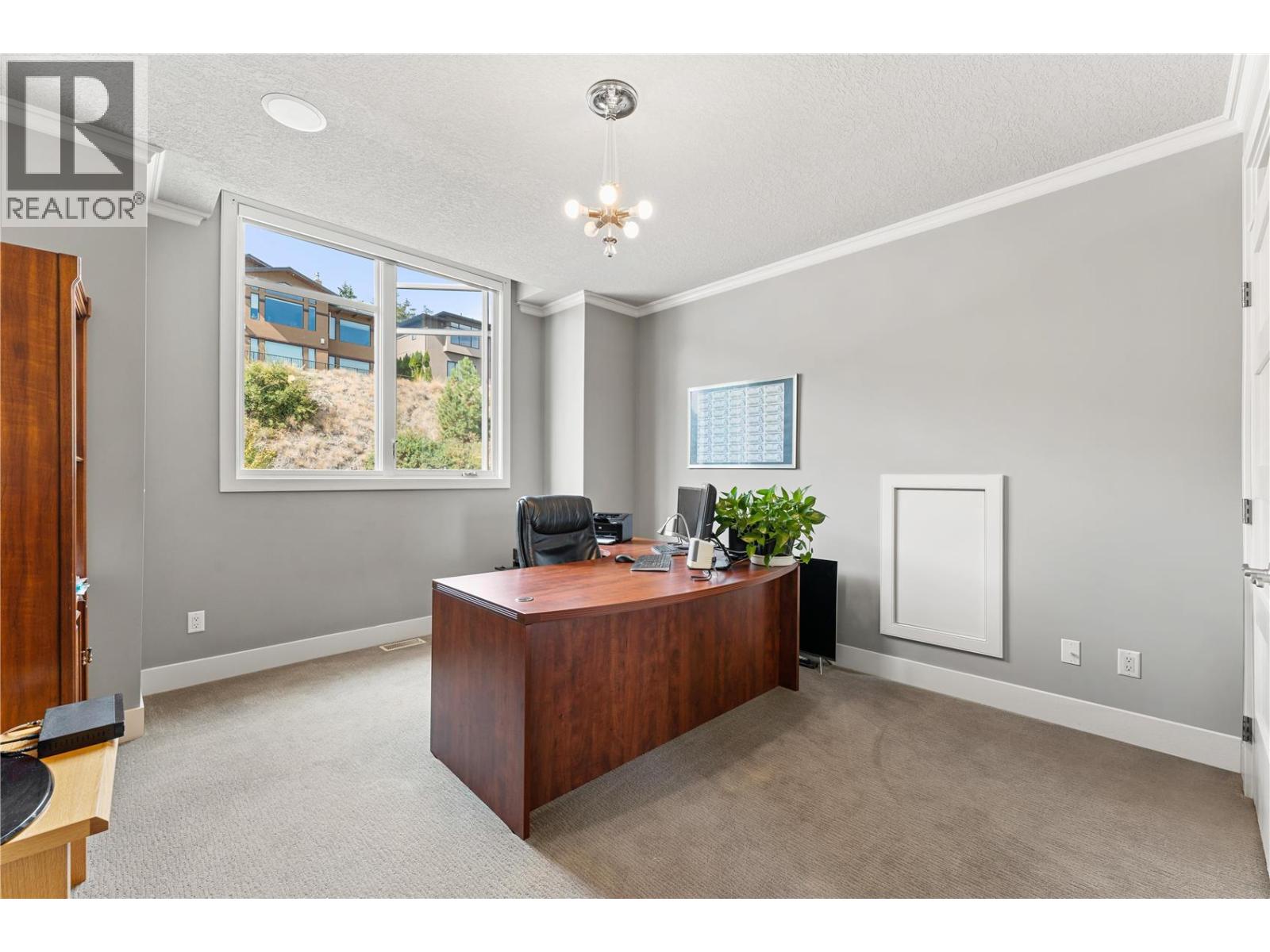 1825 Scott Crescent, West Kelowna
