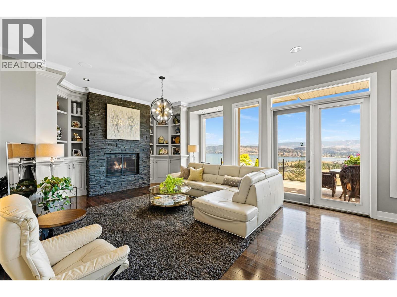 1825 Scott Crescent, West Kelowna