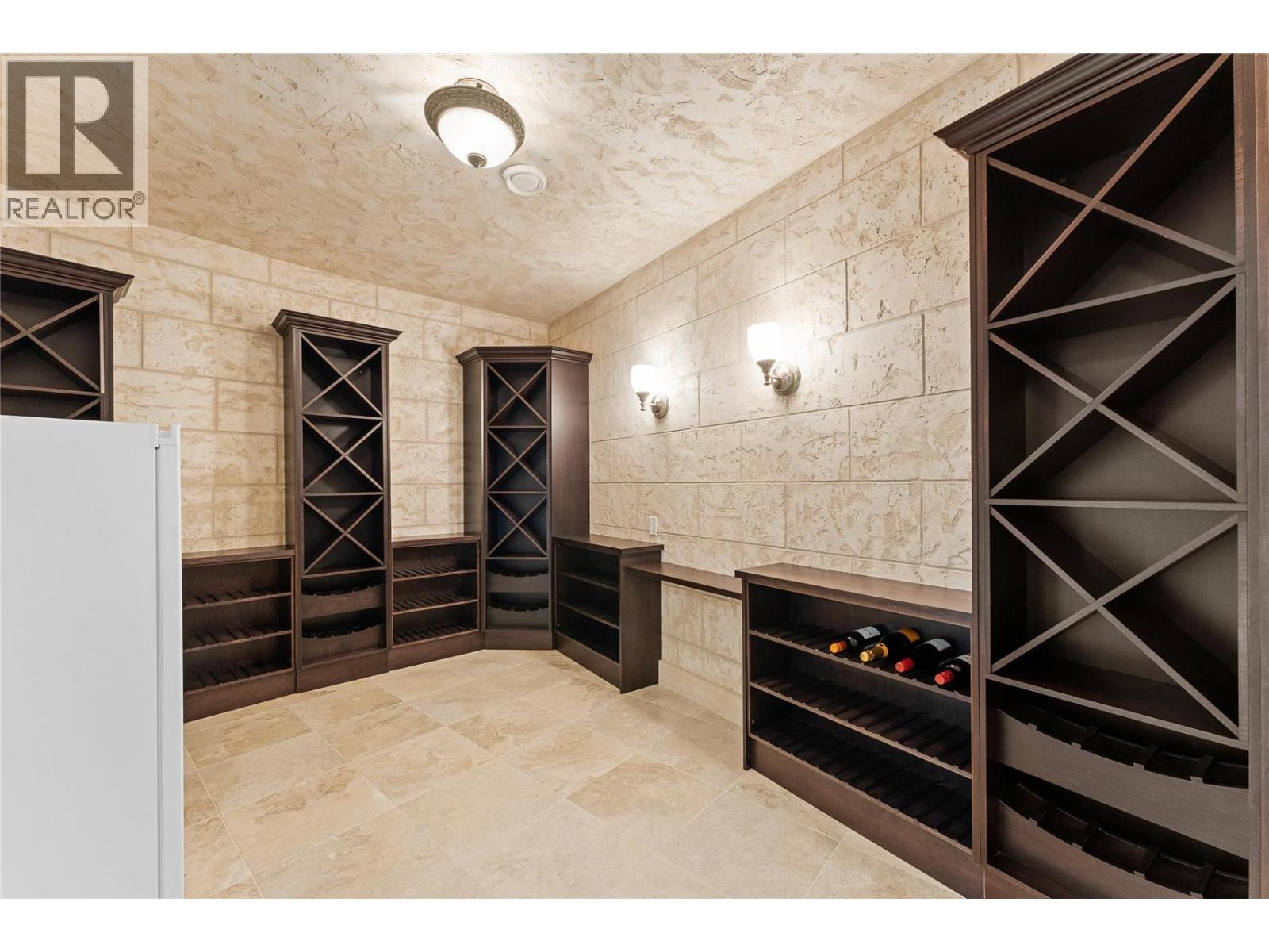 1825 Scott Crescent, West Kelowna