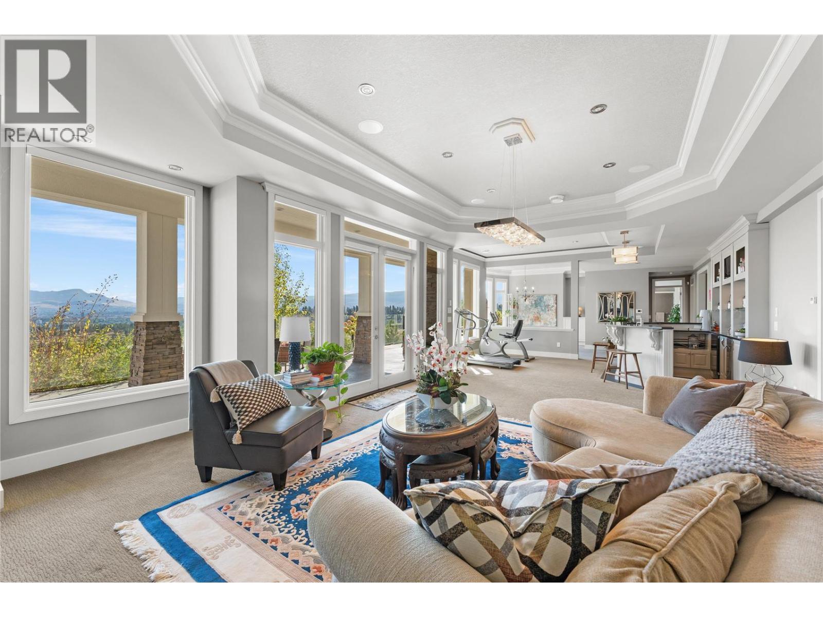 1825 Scott Crescent, West Kelowna