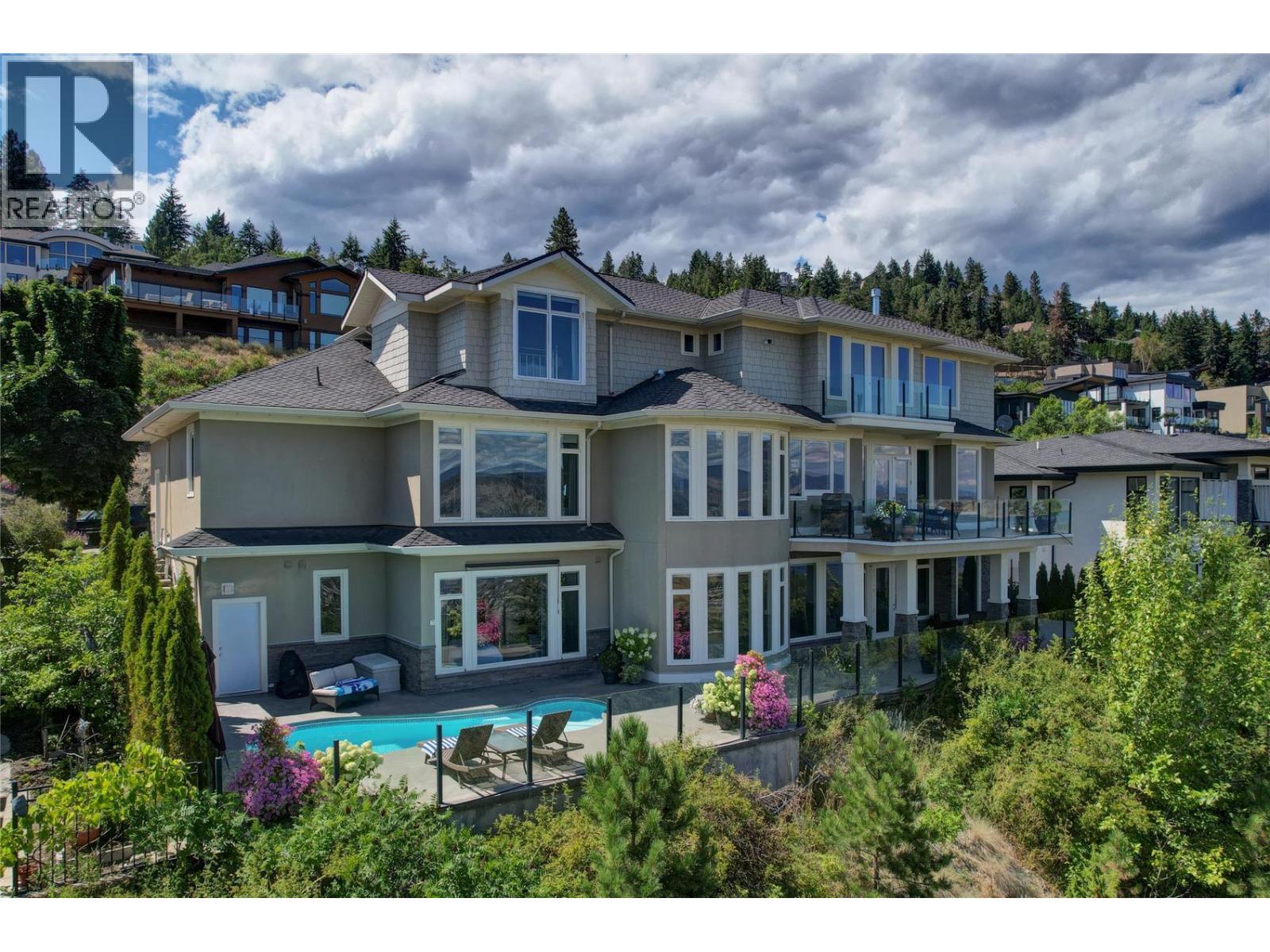1825 Scott Crescent, West Kelowna