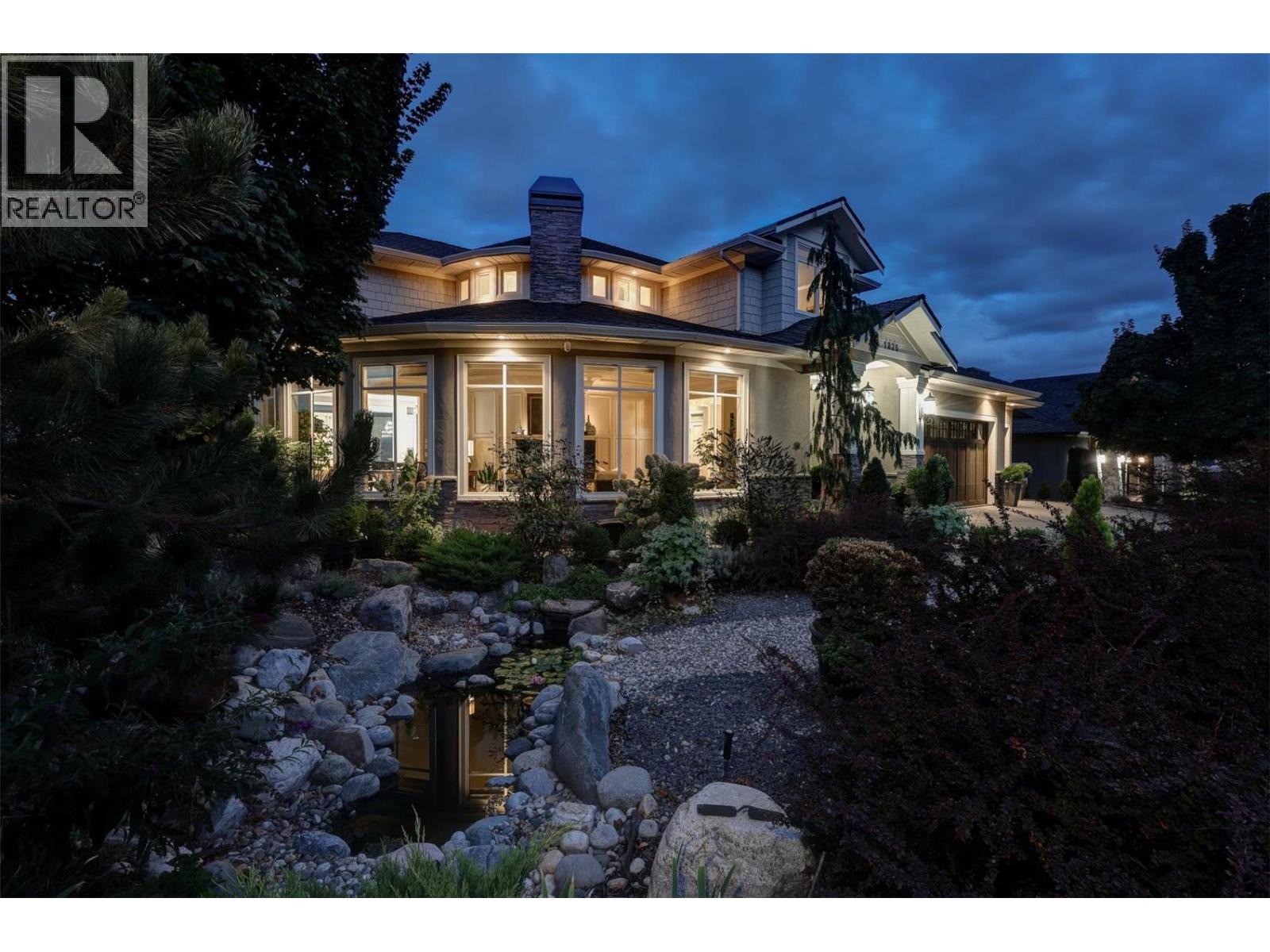 1825 Scott Crescent, West Kelowna