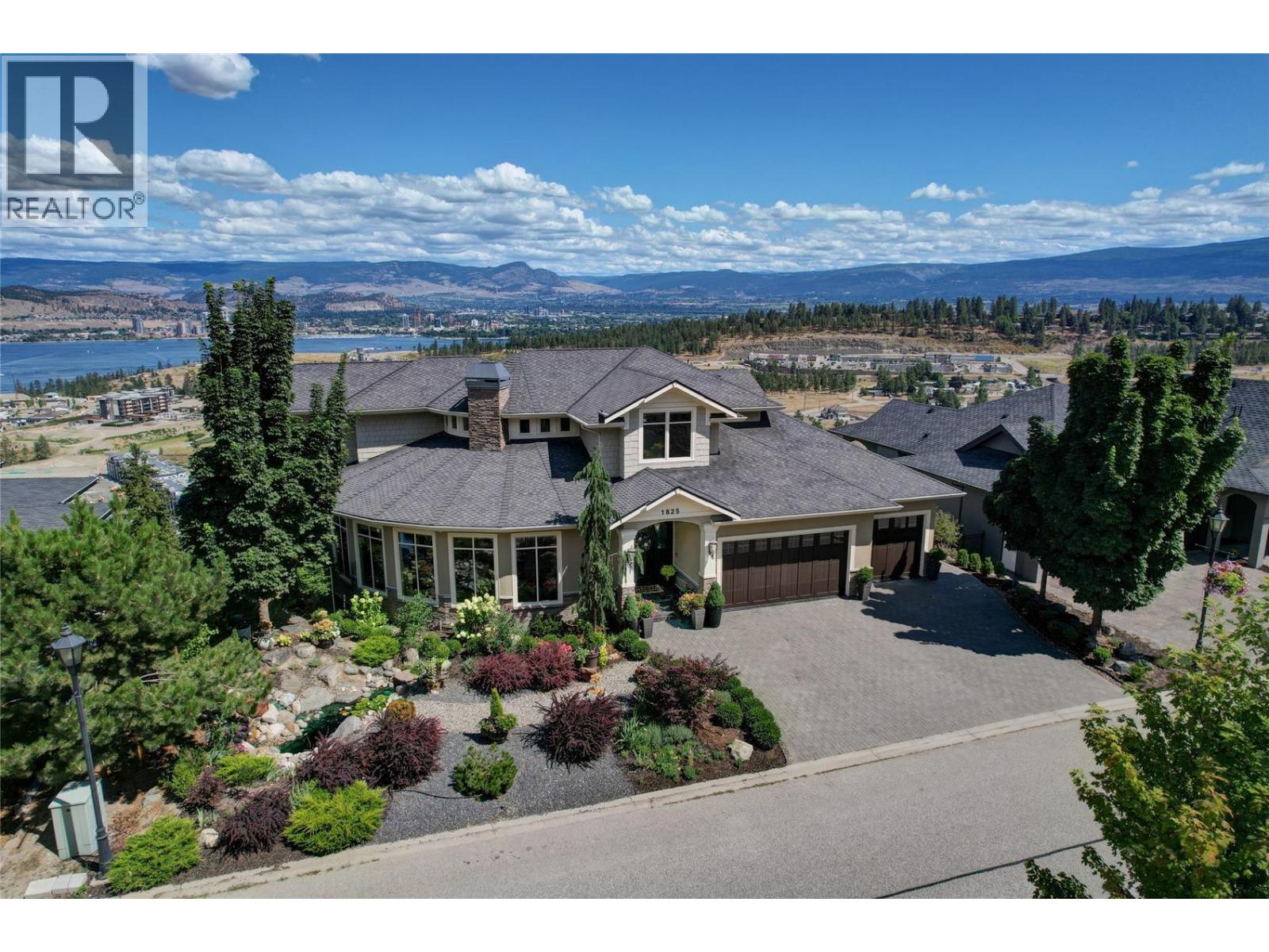1825 Scott Crescent, West Kelowna
