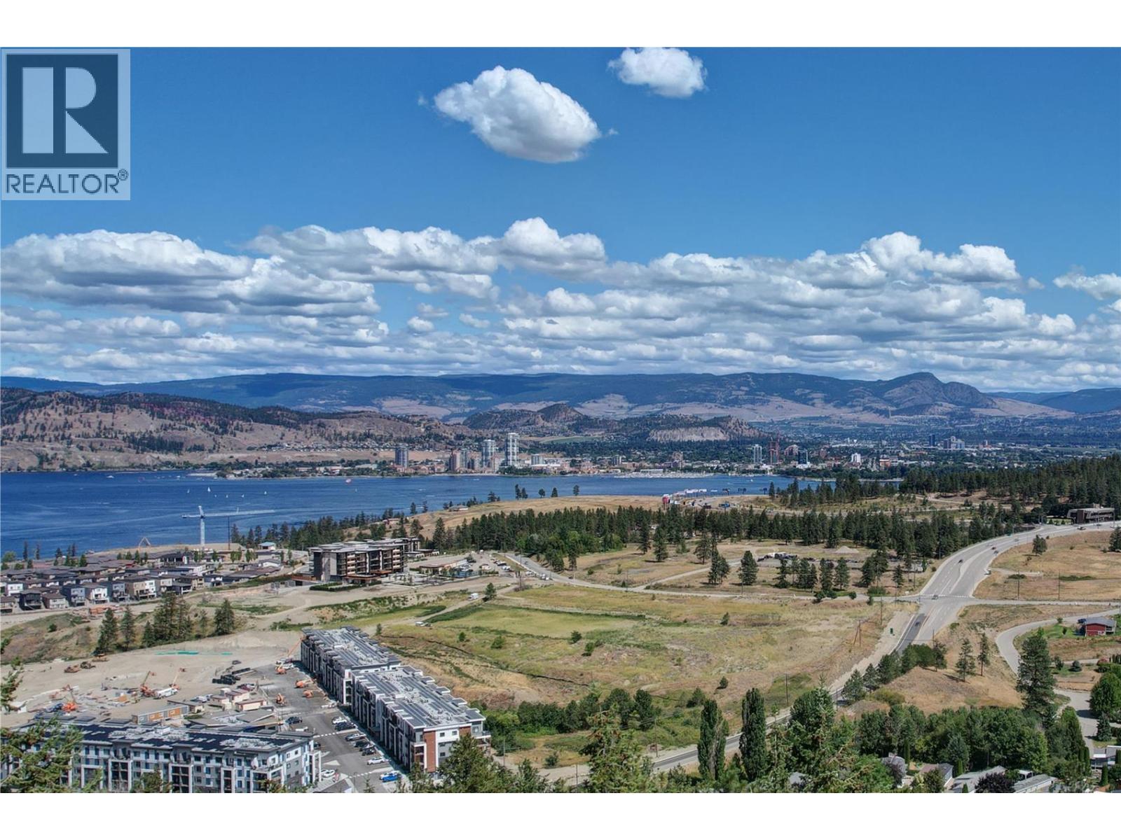 1825 Scott Crescent, West Kelowna
