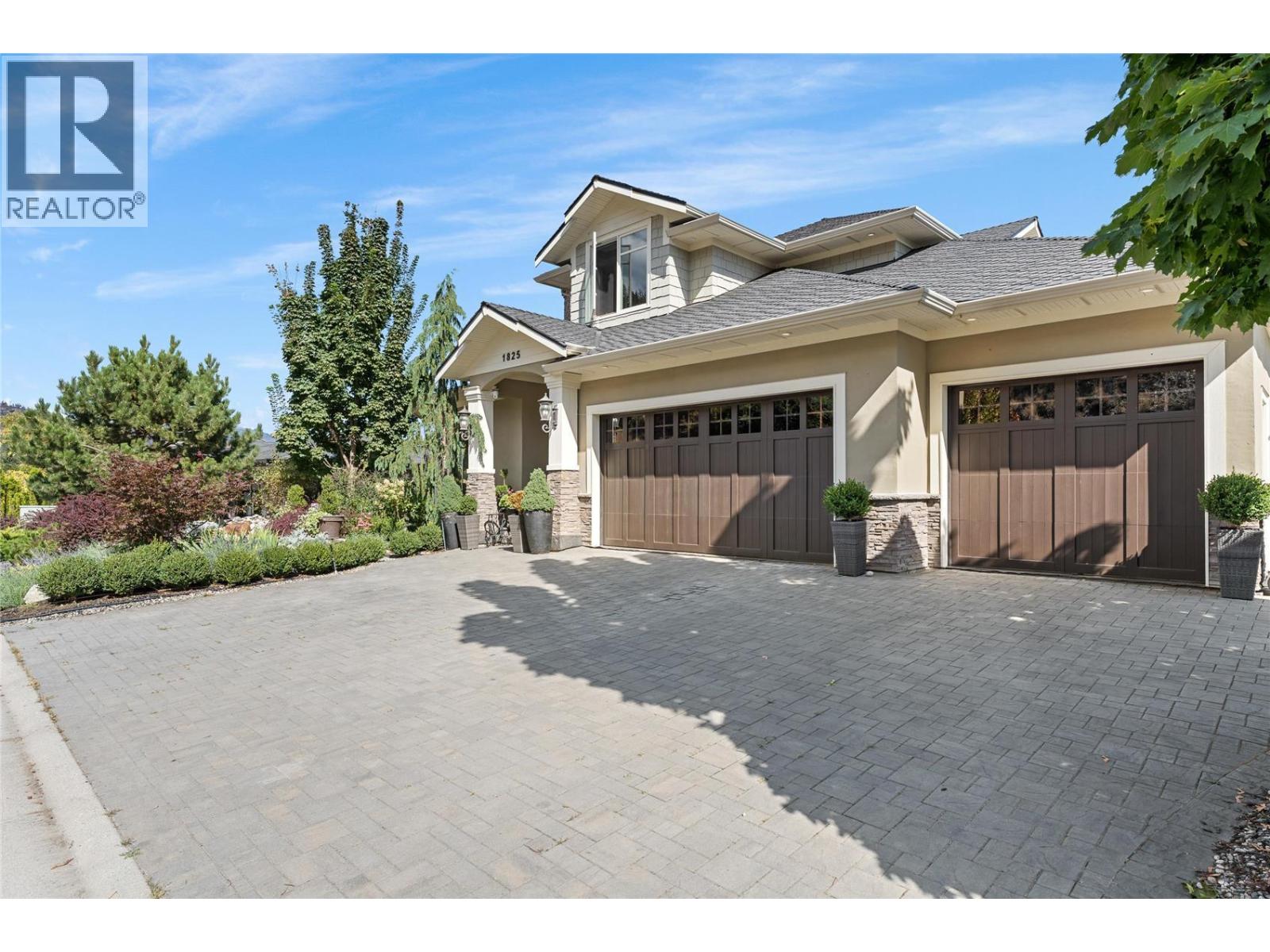 1825 Scott Crescent, West Kelowna