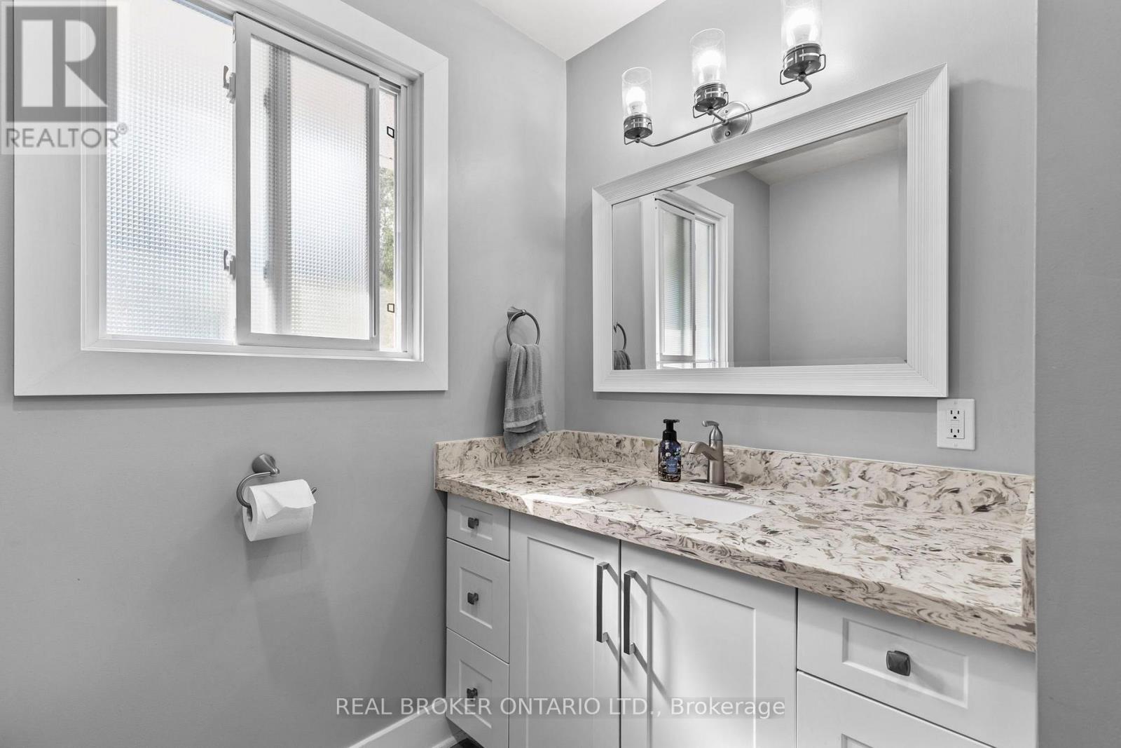 92 QUINN AVENUE - Image 18