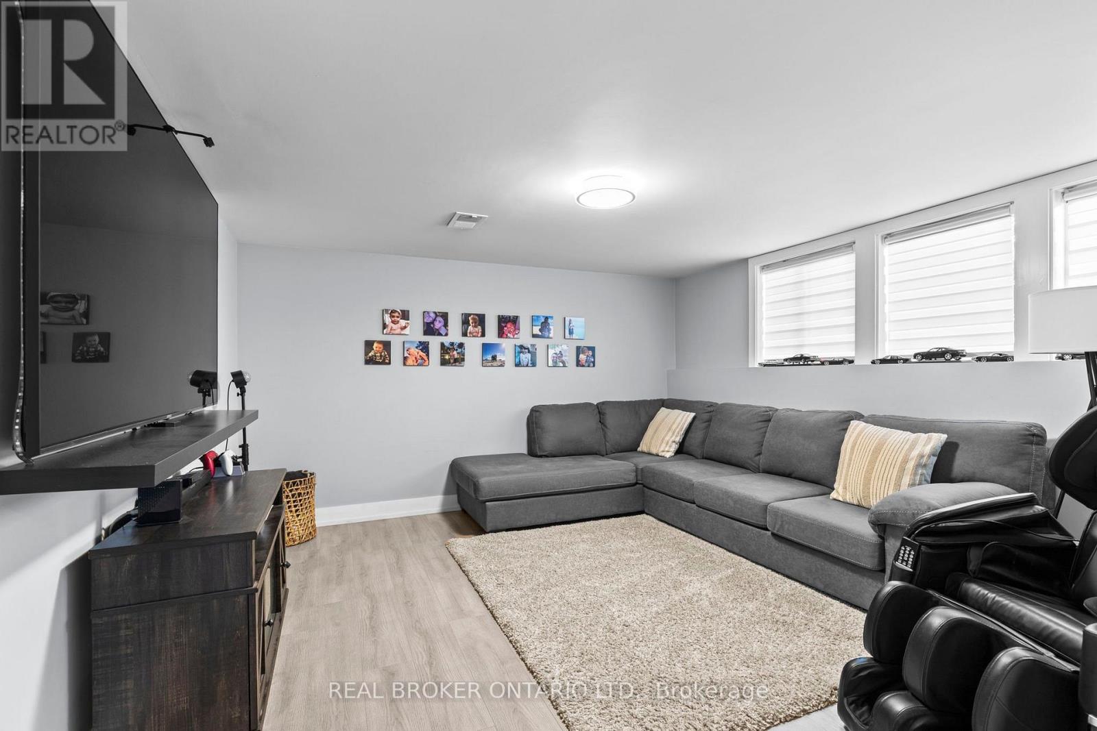 92 QUINN AVENUE - Image 19