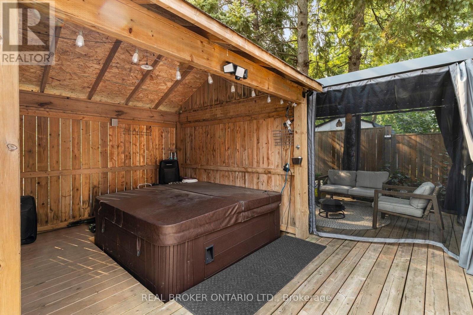 92 QUINN AVENUE - Image 30