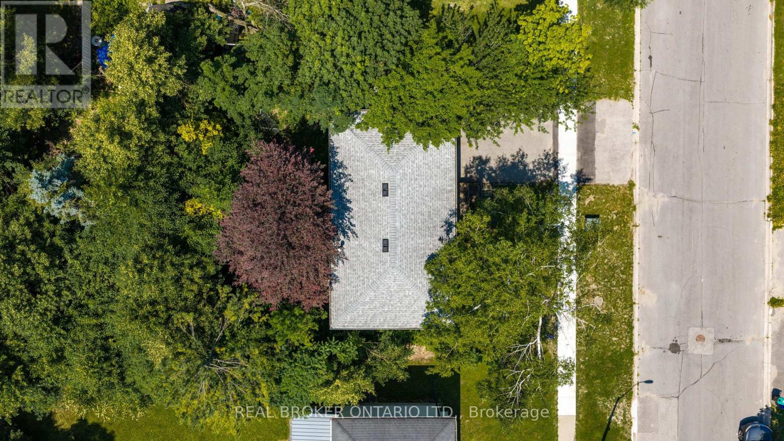 57 BERNICK DRIVE - 30