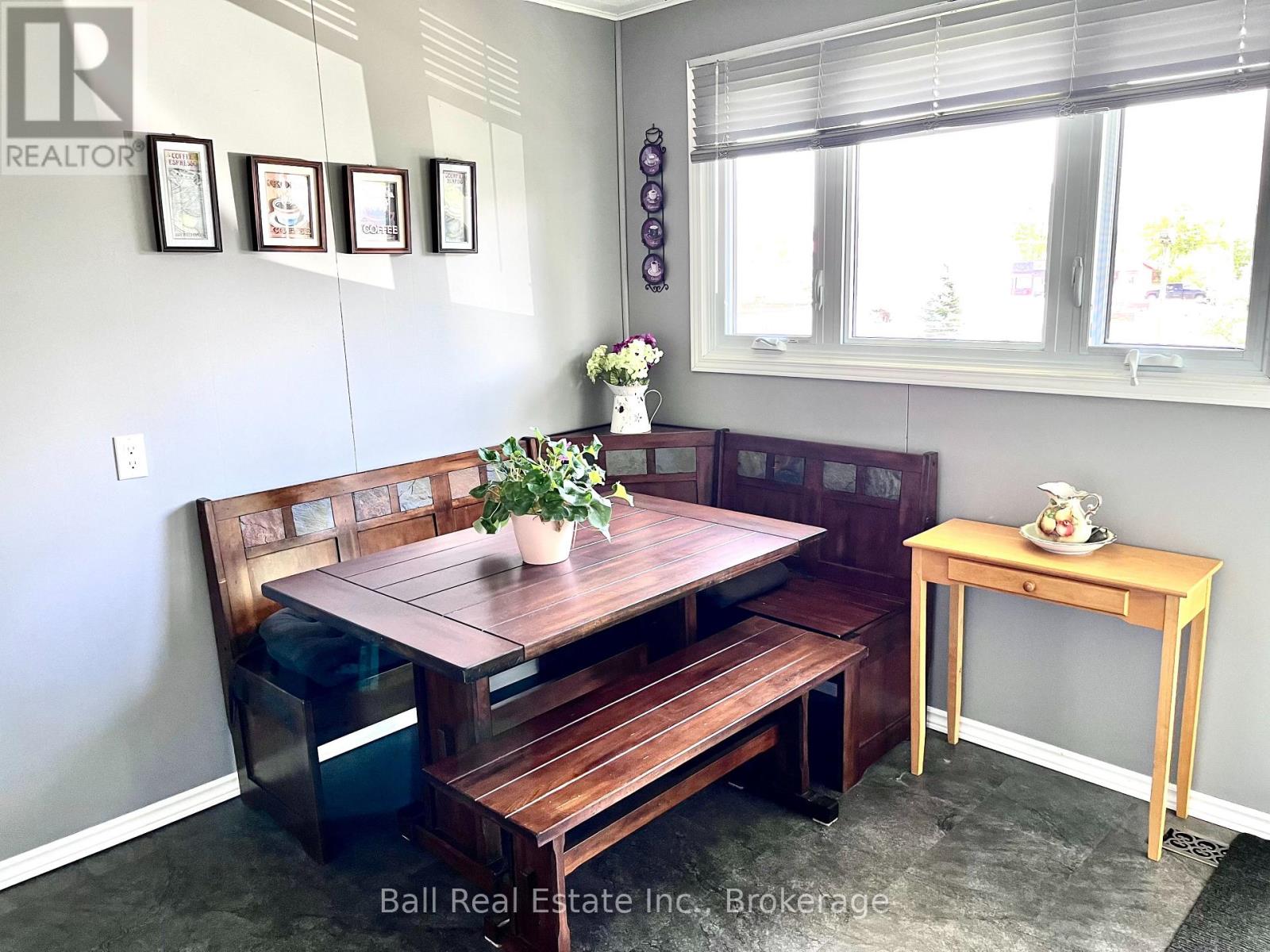 98 GEORGE STREET E - Image 7