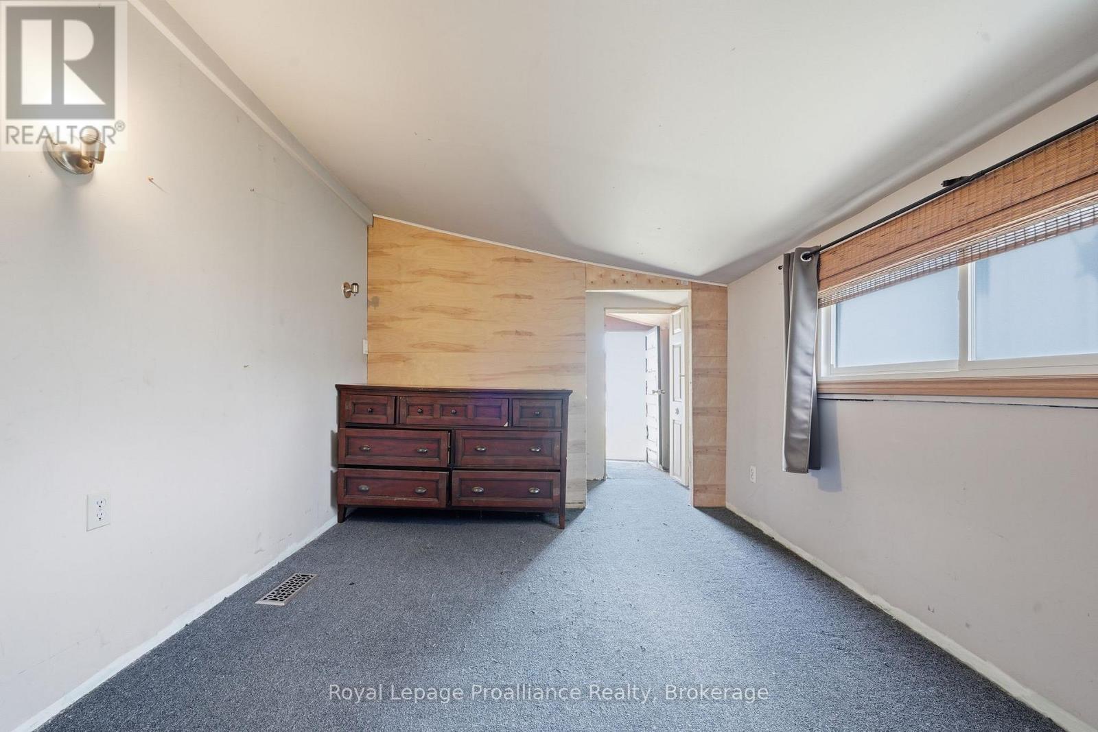 252 SIDNEY STREET - 16