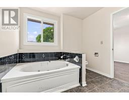 1 Perthshire Court, Hamilton, ON L9B2H1 Photo 29