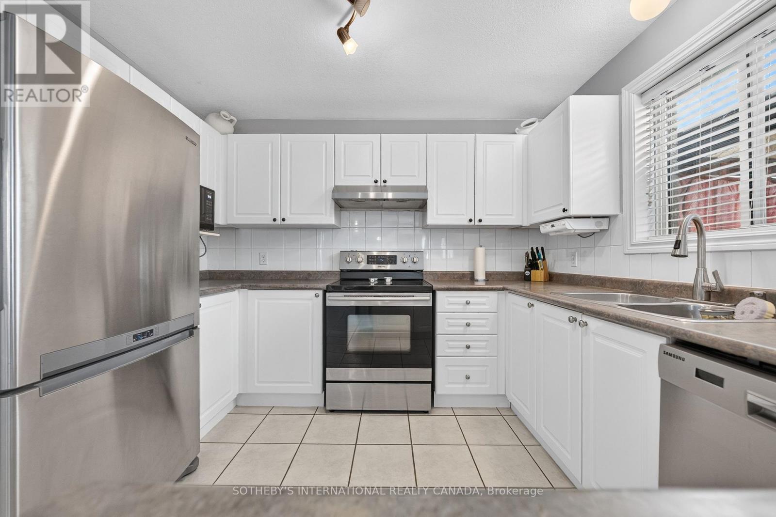 112 LILYWOOD DRIVE - Image 12