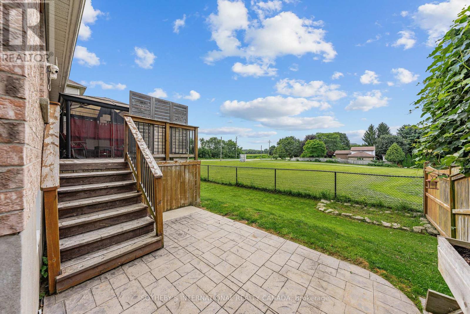 112 LILYWOOD DRIVE - Image 36