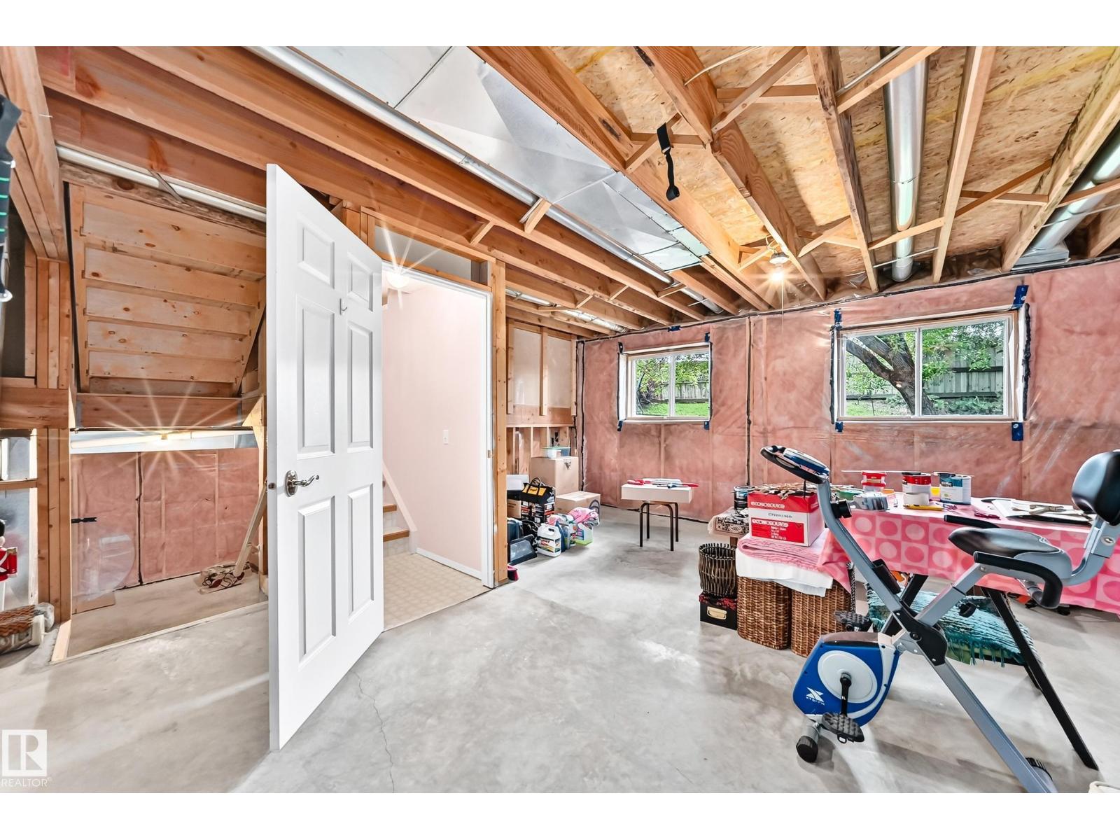 350 PEARSON Crescent NW - Photo 39