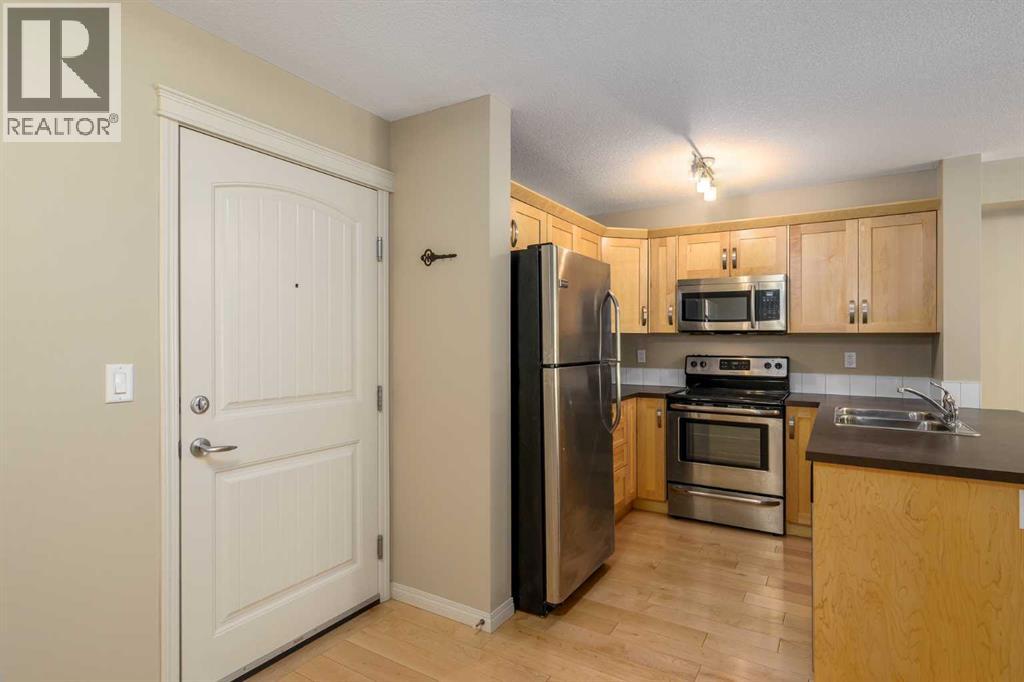 1113, 130 Panatella Street NW, Panorama Hills, Calgary photo 4