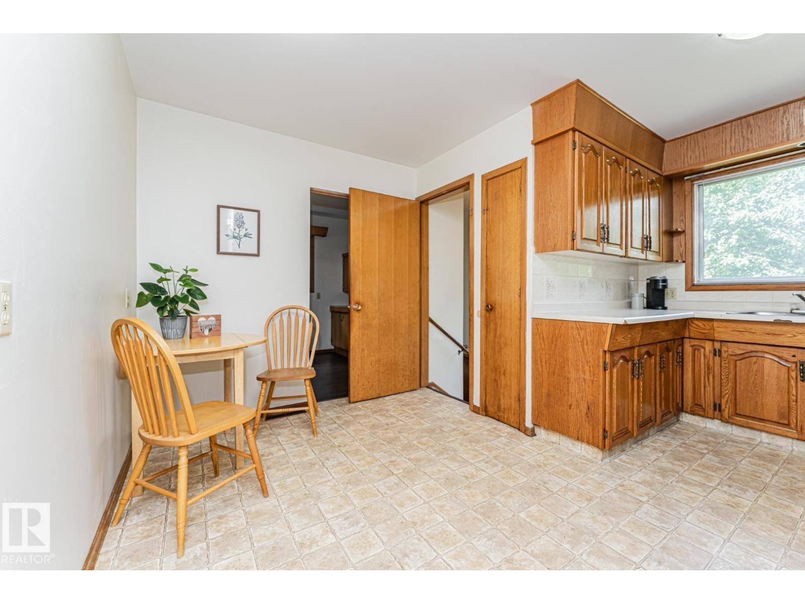 10726 70 AV NW - Image 17