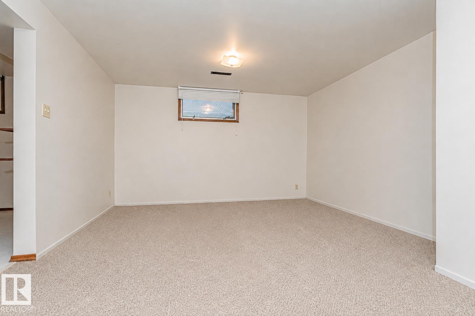 10726 70 AV NW - Image 47