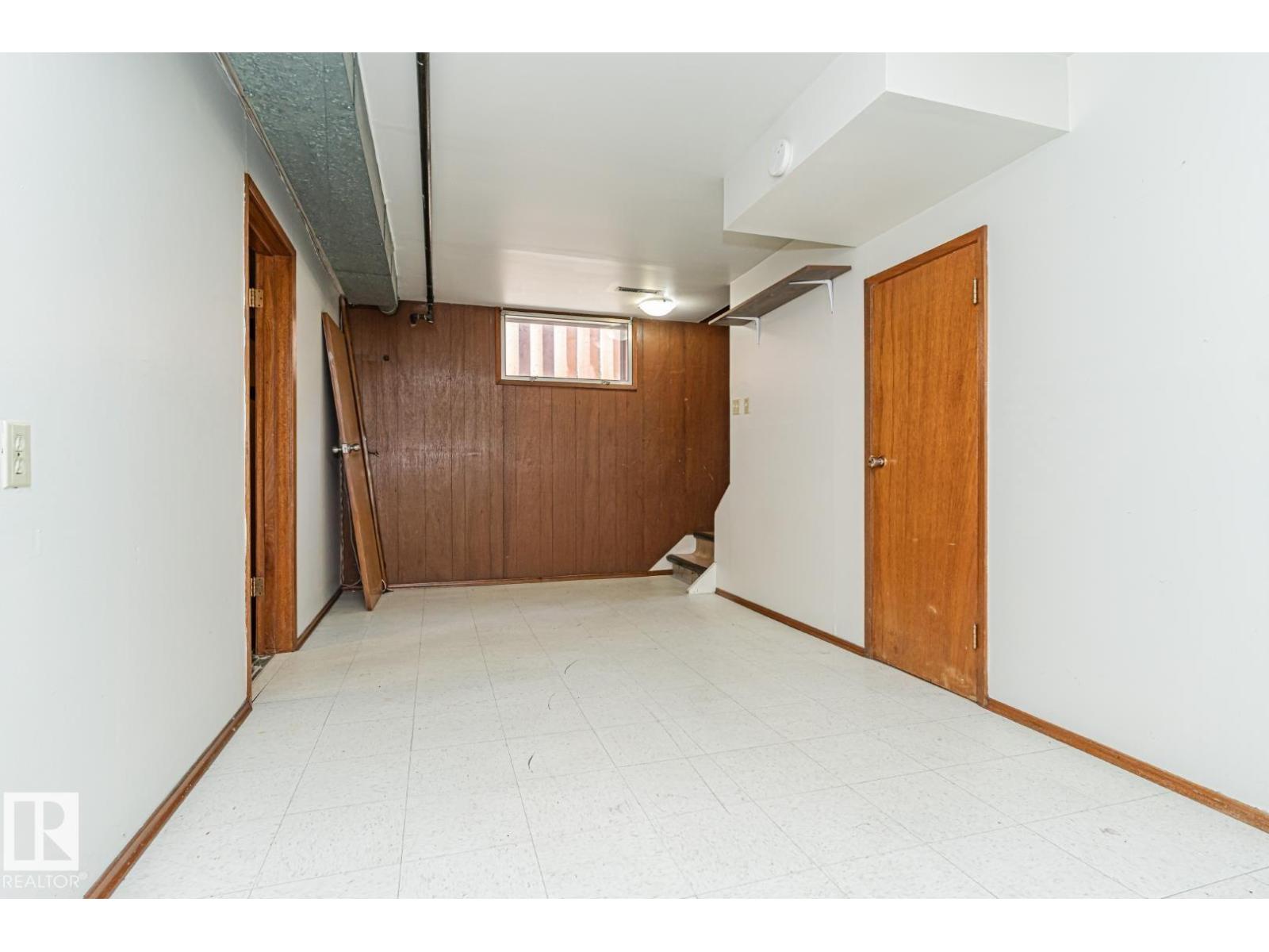 10726 70 AV NW - Image 34