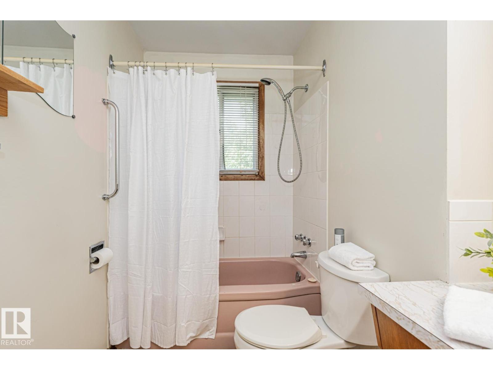 10726 70 AV NW - Image 30