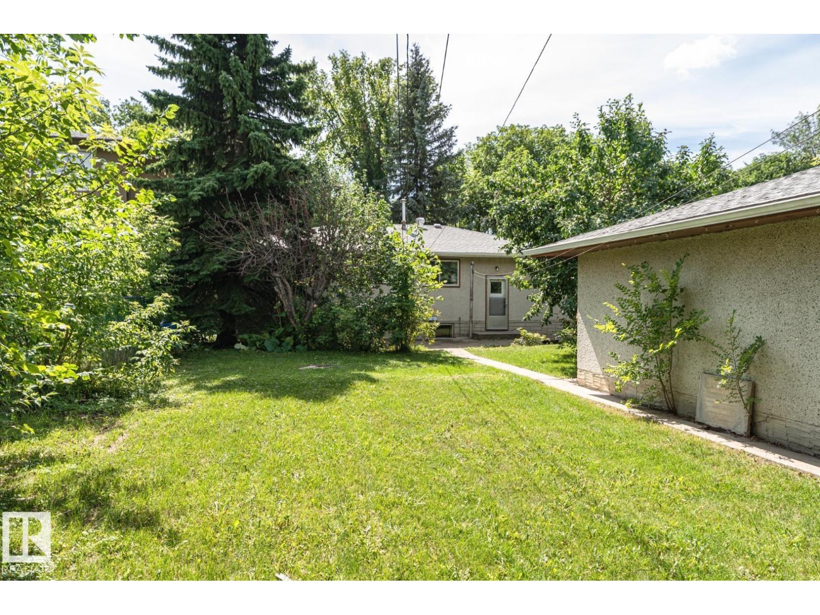 10726 70 AV NW - Image 53