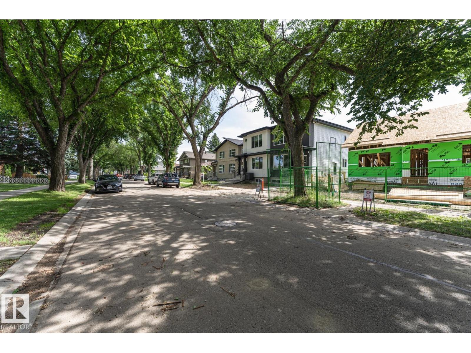 10726 70 AV NW - 57