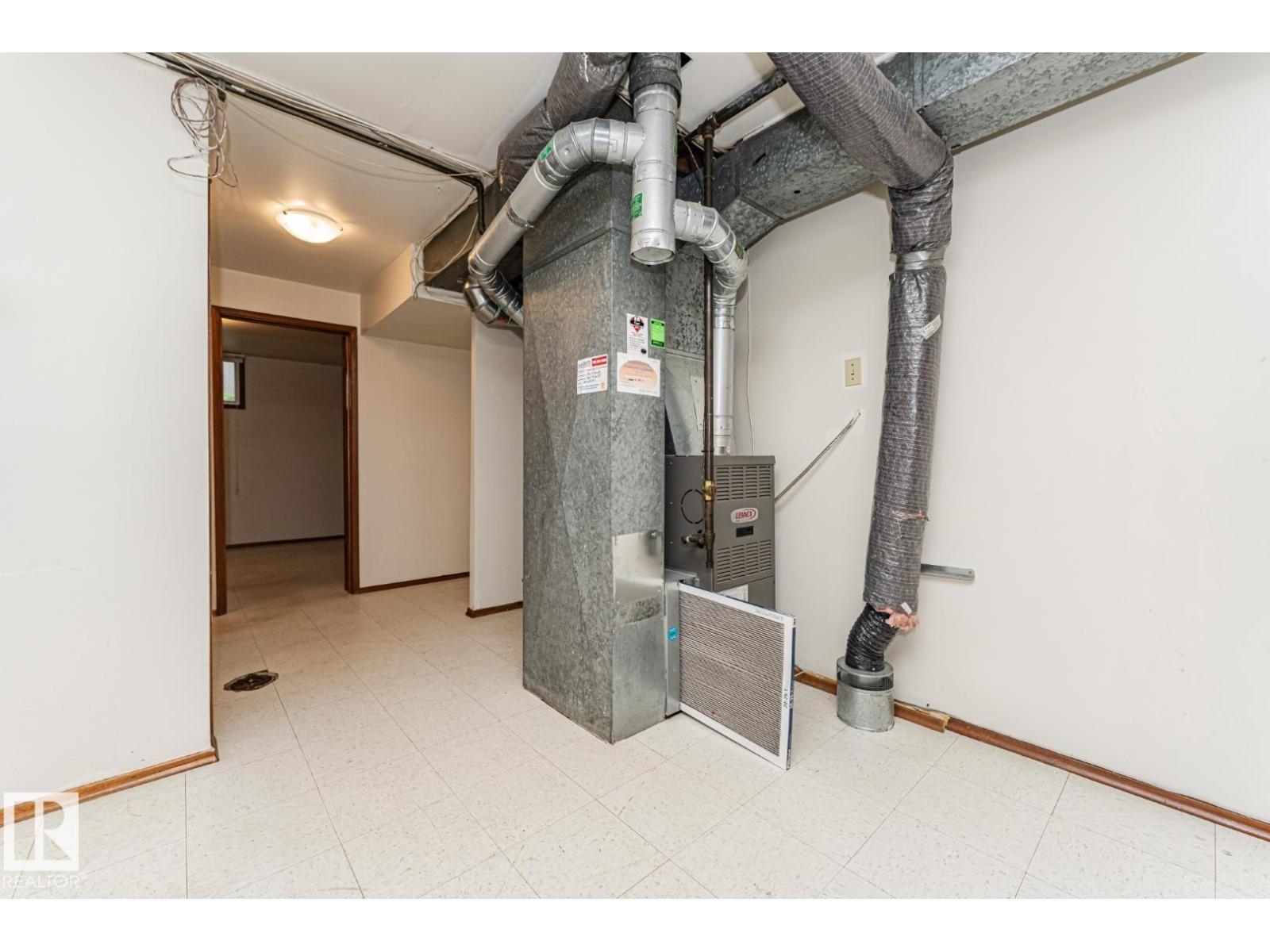10726 70 AV NW - Image 40