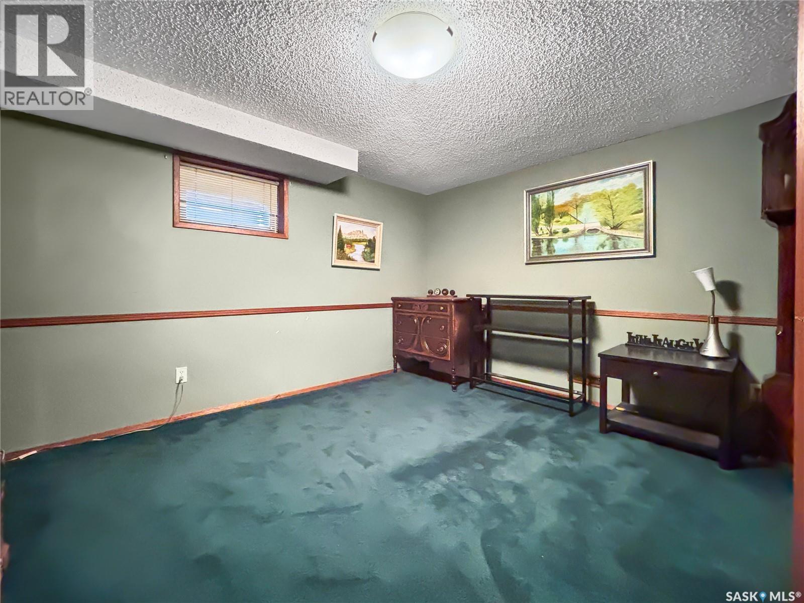 407 Chitek CRESCENT - 40