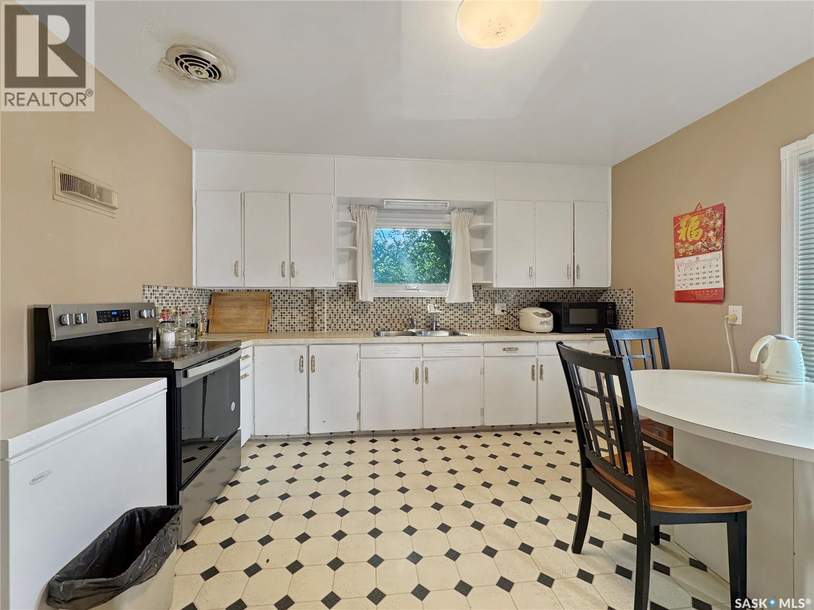 1021 105th STREET - 7