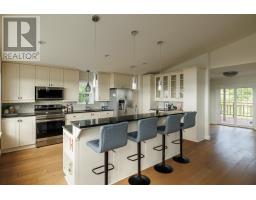 100 Doran's Lane thumbnail 13