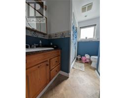 47 Grandy Avenue thumbnail 13