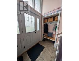 47 Grandy Avenue thumbnail 2