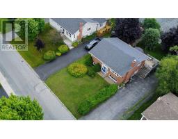 47 Grandy Avenue thumbnail 31