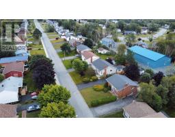 47 Grandy Avenue thumbnail 34